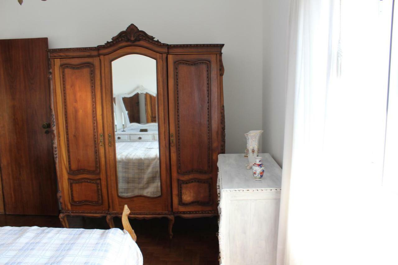 Casa De Alojamento Local Оэйраш Экстерьер фото